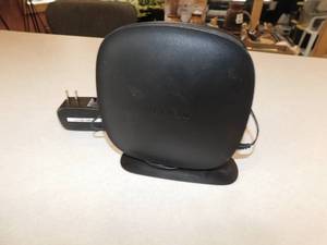 lot 38 image: Belkin Wireless Router