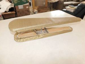 lot 57 image: Sullivans Sleeve Ironing Board