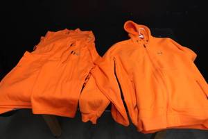 lot 46 image: ORANGE UNDER ARMOUR