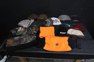 lot 77 image: HATS, HAND WARMERS