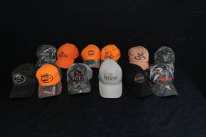 lot 81 image: HUNTING HATS