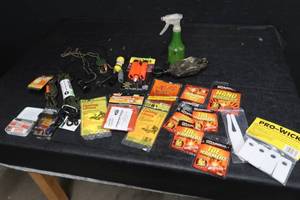 lot 104 image: HUNTING KIT