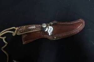 lot 141 image: UNCLE HENRY KNIFE
