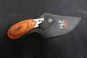 lot 154 image: HUNTING KNIFE