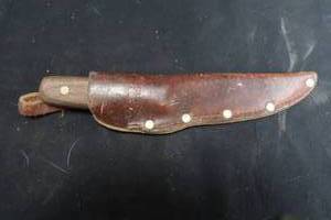 lot 159 image: HUNTING KNIFE