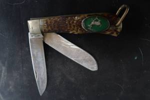 lot 163 image: POCKET KNIFE