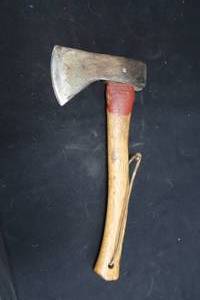 lot 174 image: AXE