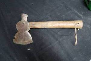 lot 177 image: AXE