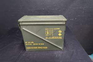 lot 186 image: SMALL ARMS CRATE