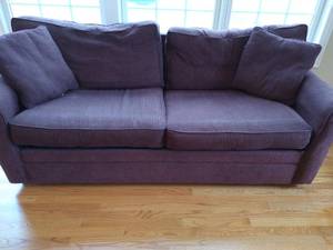 lot 113 image: Sleeper Sofa