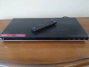 lot 122 image: LG DVDCD Player