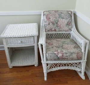 lot 171 image: Wicker End table And Rocking Chair