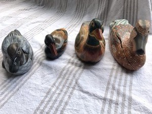 4 wooden antique ducks
