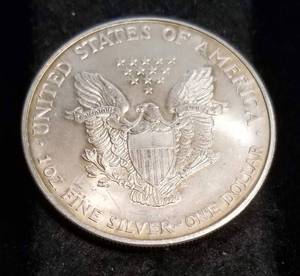 1996 AMERICAN SILVER EAGLE 1 TROY OZ. .999 FINE SILVER DOLLAR