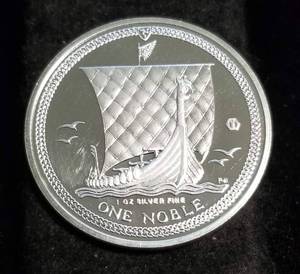 2011 ISLE OF MAN NOBLE 1 TROY OZ .999 FINE SILVER