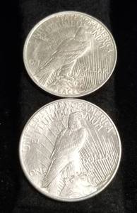 2 AU PEACE SILVER DOLLARS 1922 1922-D