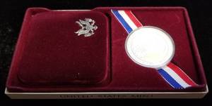 1983 LOS ANGELES OLYMPIC US SILVER DOLLAR BOWLING