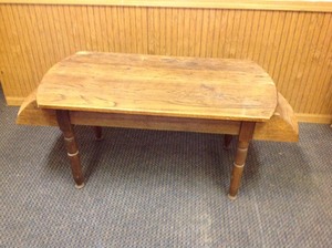 lot 17 image: Table