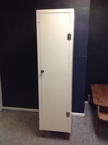 lot 18 image: Storage Cabinet
