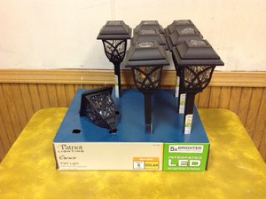 lot 45 image: 7 New Solar Lights