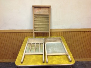lot 39 image: Washboards