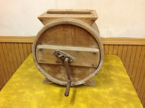 lot 43 image: Vintage Churn