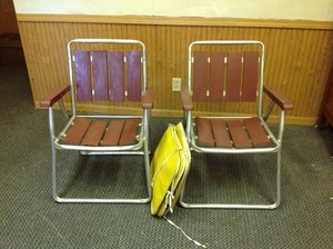 lot 92 image: Lawn Chairs