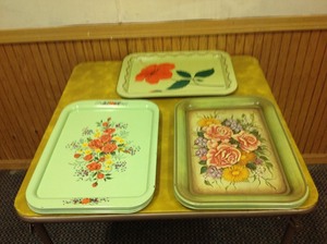 lot 108 image: Trays
