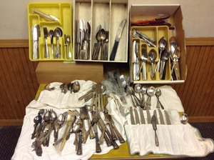 lot 127 image: Flatware