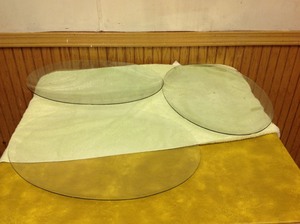 lot 134 image: 3 Oval Convex Glass (Bubble Glass)
