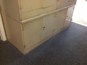 lot 189 image: Metal Locking Storage Cabinet