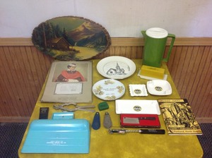 lot 198 image: Advertising & Memorabilia Lot