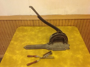 lot 228 image: Vintage Tools