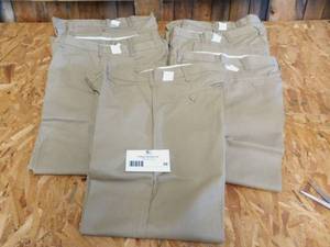7 pair of Brand New Mens Beige G&K Pants (Size 34)