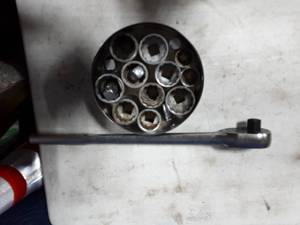 34 Drive Ratchet & Sockets (SK & Others)