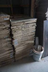lot 11 image: Random Design High Definition Digital Vitrified Tile Grafito Brown Design