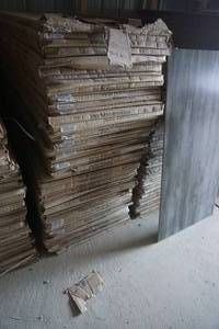 lot 14 image: Random Design High Definition Digital Vitrified Tile Grafito Black Design