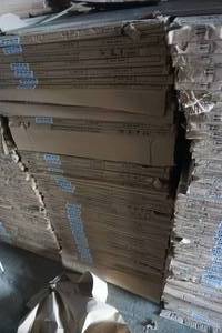 lot 17 image: Random Design High Definition Glazed Digital Vitrified Tile Batch 9025 Mixed Tans, Browns, Grey Design