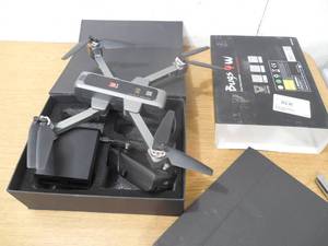lot 69 image: CIS B4W-4K 4K UHD GPS Foldable Drone with Wi-Fi Camera