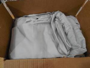 lot 103 image: Superior 1000 Thread Count Tencel Blend Sheet Set - Queen