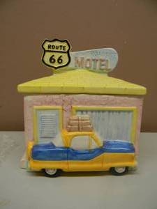 OMNIBUS CERAMIC ROUTE 66 ROADSIDE MOTEL COOKIE JAR - SEE PICTURES