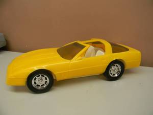 VINTAGE GAY TOYS INC PLASTIC YELLOW CORVETTE - NICE CONDITION - APPROX 17 - SEE PICTURES