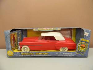 MARX VINTAGE COLLECTIBLES 1953 CHRYSLER WINDSOR 2 DOOR CONVERTIBLE - WITH BOX - APPROX 14 LONG - NICE - SEE PICTURES