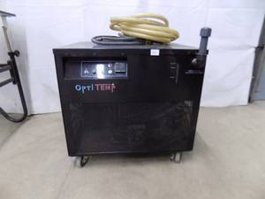 lot 118 image: Air Cooled ChillerHeater
