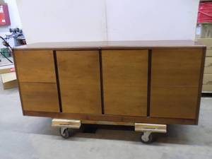 lot 111 image: Oak 4 Drawer Wooden File Cabinet With Doors & Key