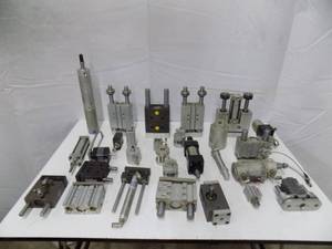 lot 109 image: 25- Air Cylinders