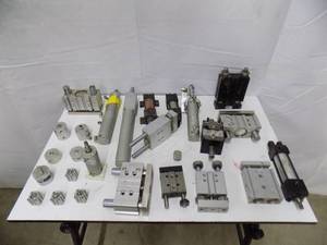 lot 110 image: 25- Air Cylinders
