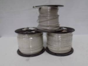 lot 17 image: Stranded Wire 12AW6 White