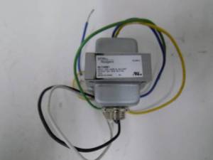lot 32 image: White Rodgers Transformer