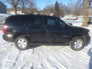 lot 3 image: 2011 Chevy Tahoe LT 4WD